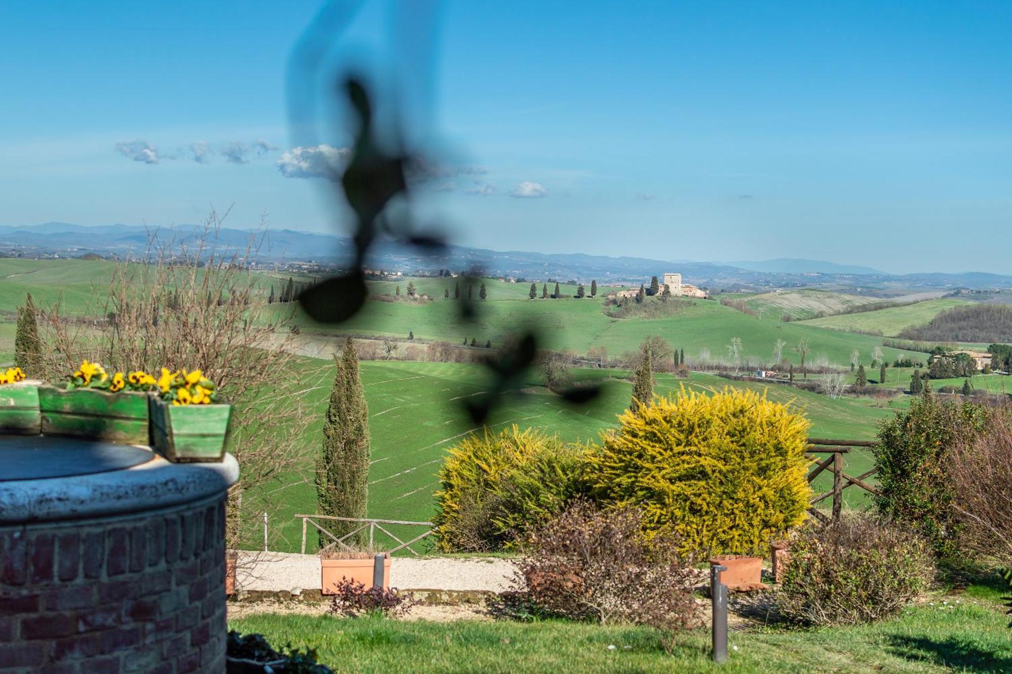 Sunflower Con Vista Su Siena Villa Corsano  ภายนอก รูปภาพ