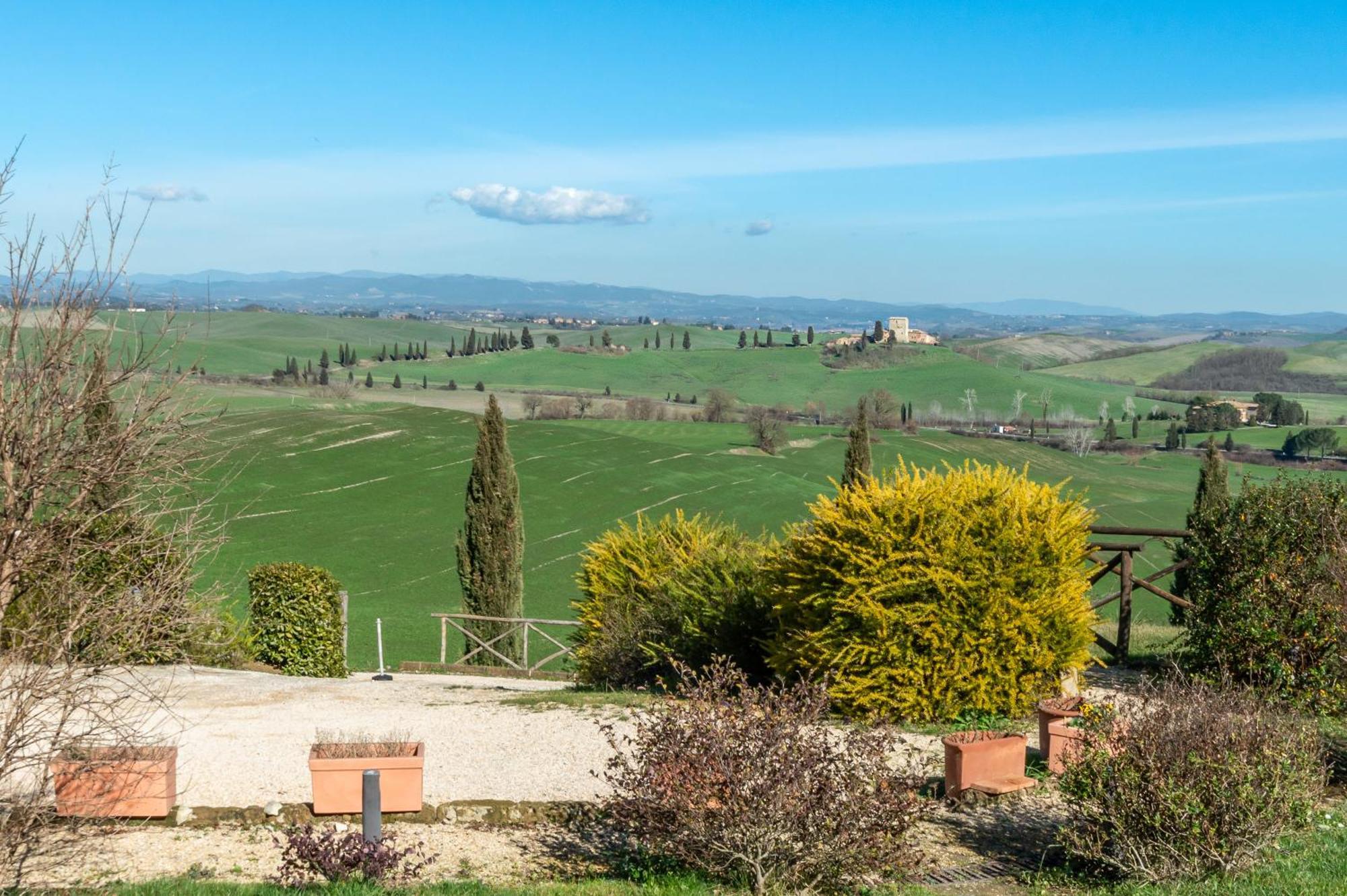 Sunflower Con Vista Su Siena Villa Corsano  ภายนอก รูปภาพ